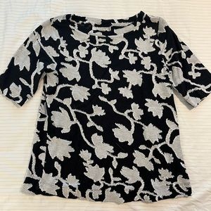 Lightweight sweater - Black and white floral print
